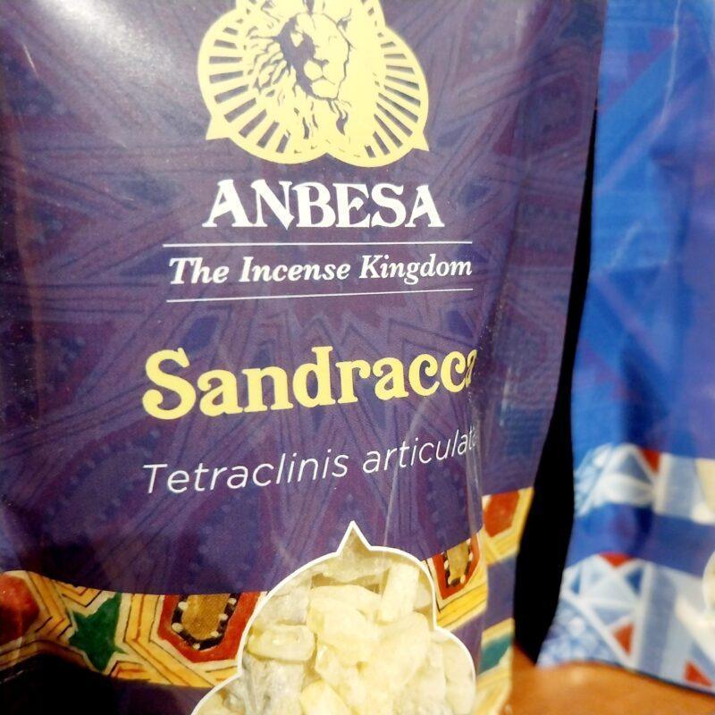 SANDRACCA, resina naturale in grani dal Marocco, 50 gr - immagine 3